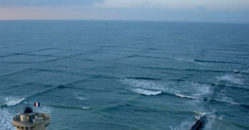Ako u oceanu vidite četvrtaste valove, odmah izađite iz vode